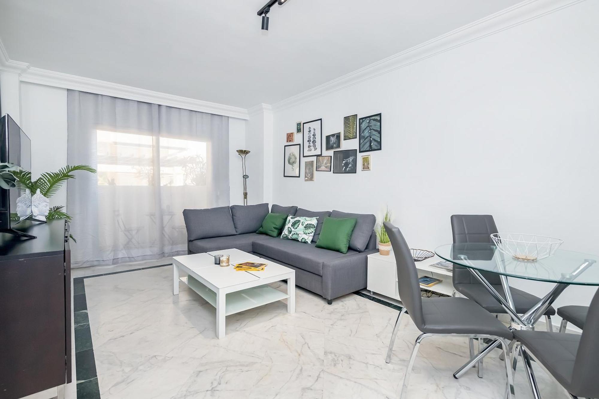 Bhost - Marina Banus Apartman Marbella Kültér fotó