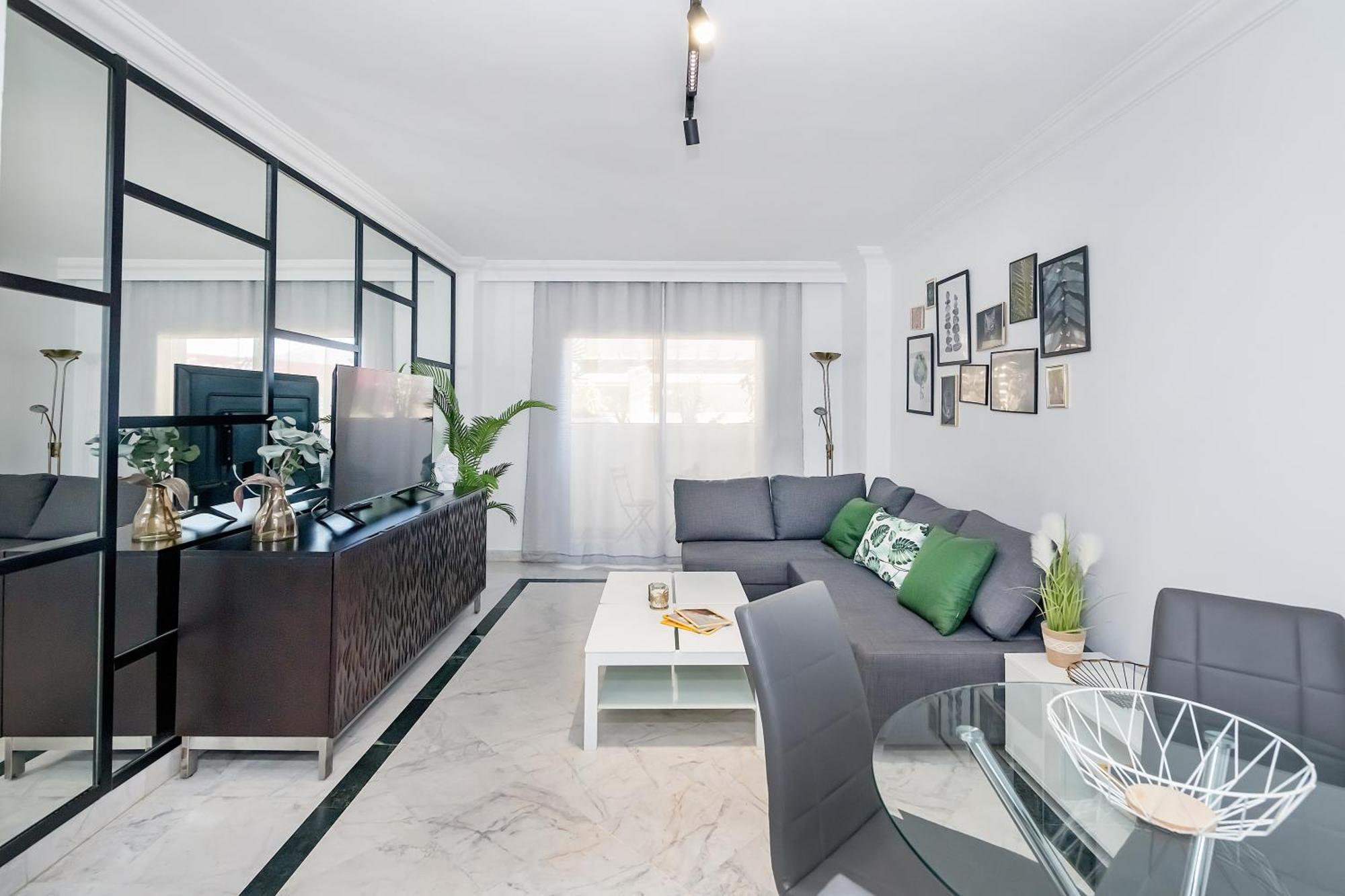 Bhost - Marina Banus Apartman Marbella Kültér fotó