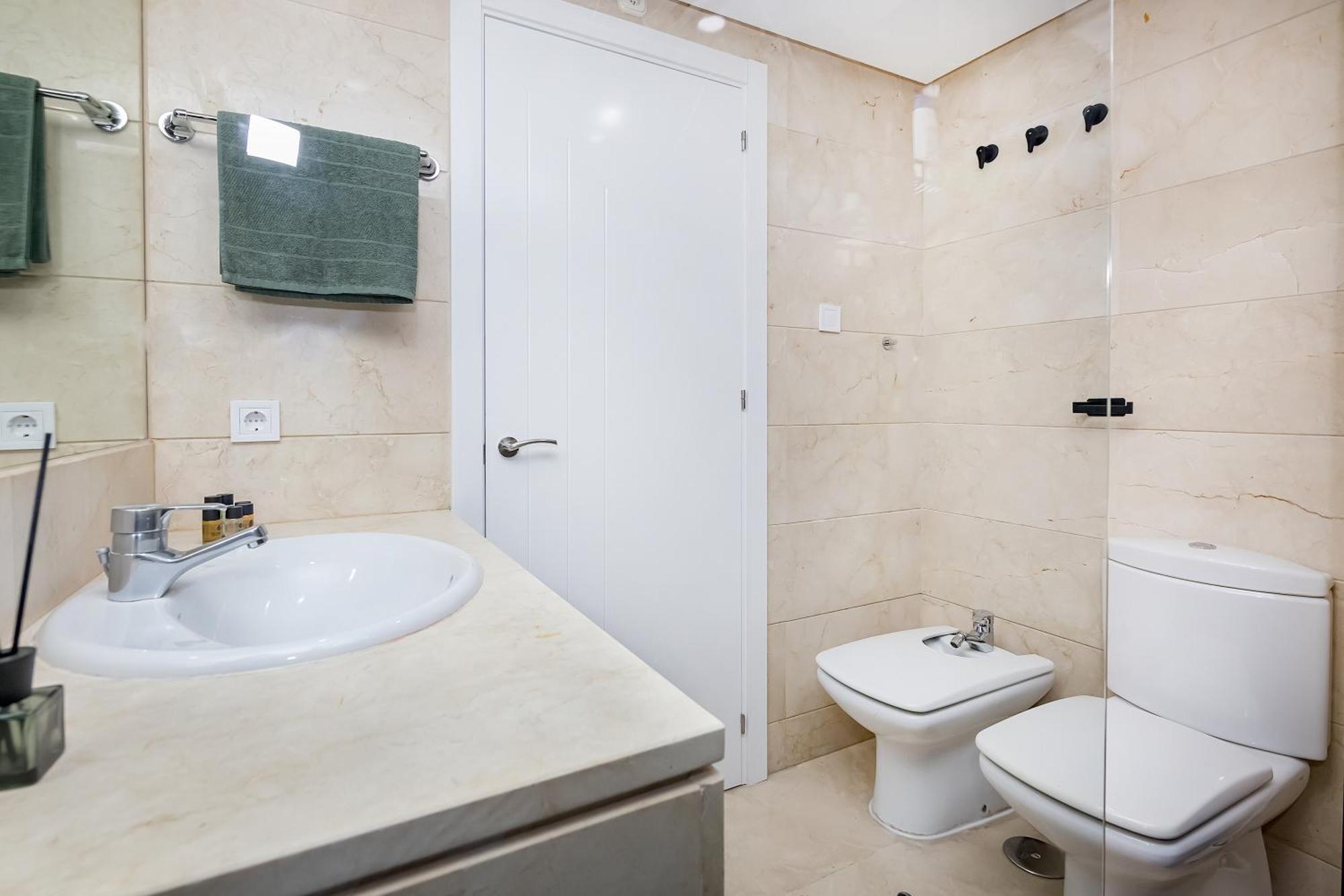 Bhost - Marina Banus Apartman Marbella Kültér fotó